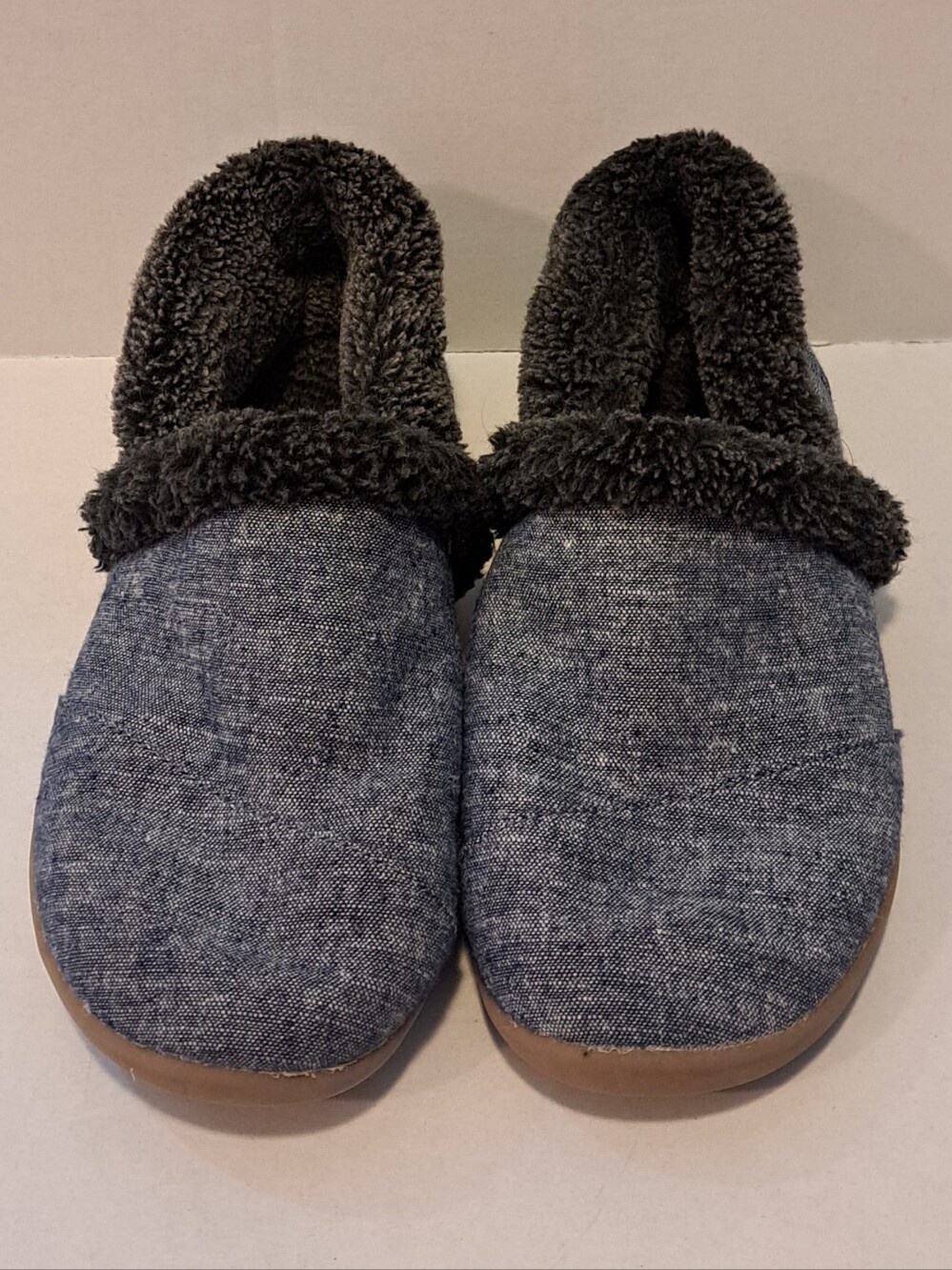 Toms Kids House Slippers Size 3